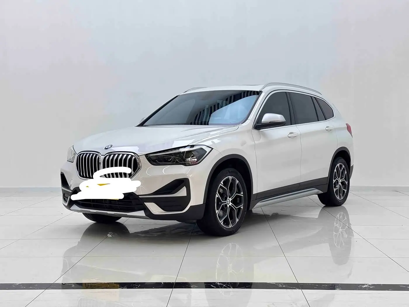 BMW X1 2023 — Şəkil 1/9