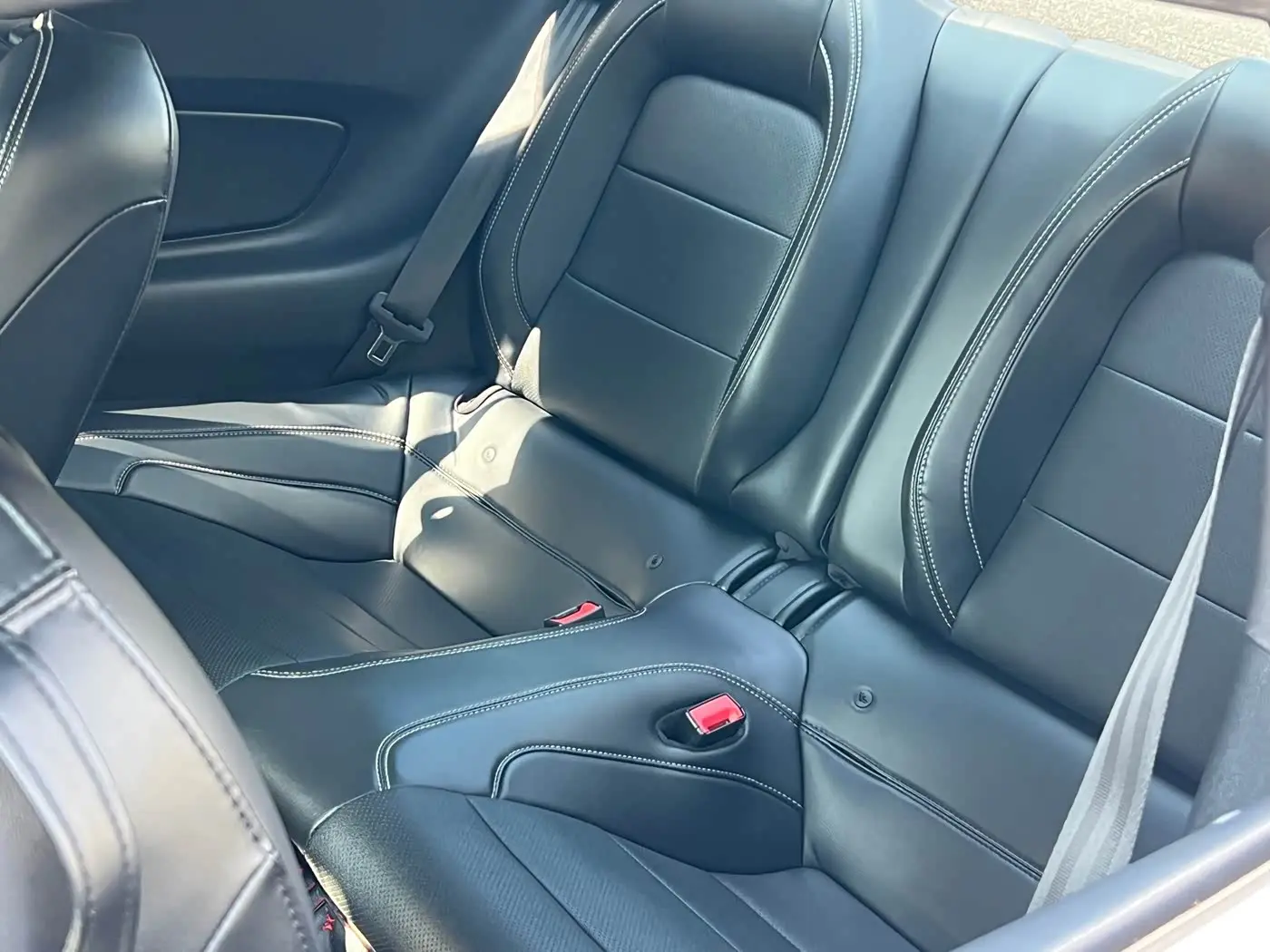 Ford Mustang 2020 — Photo 12/17