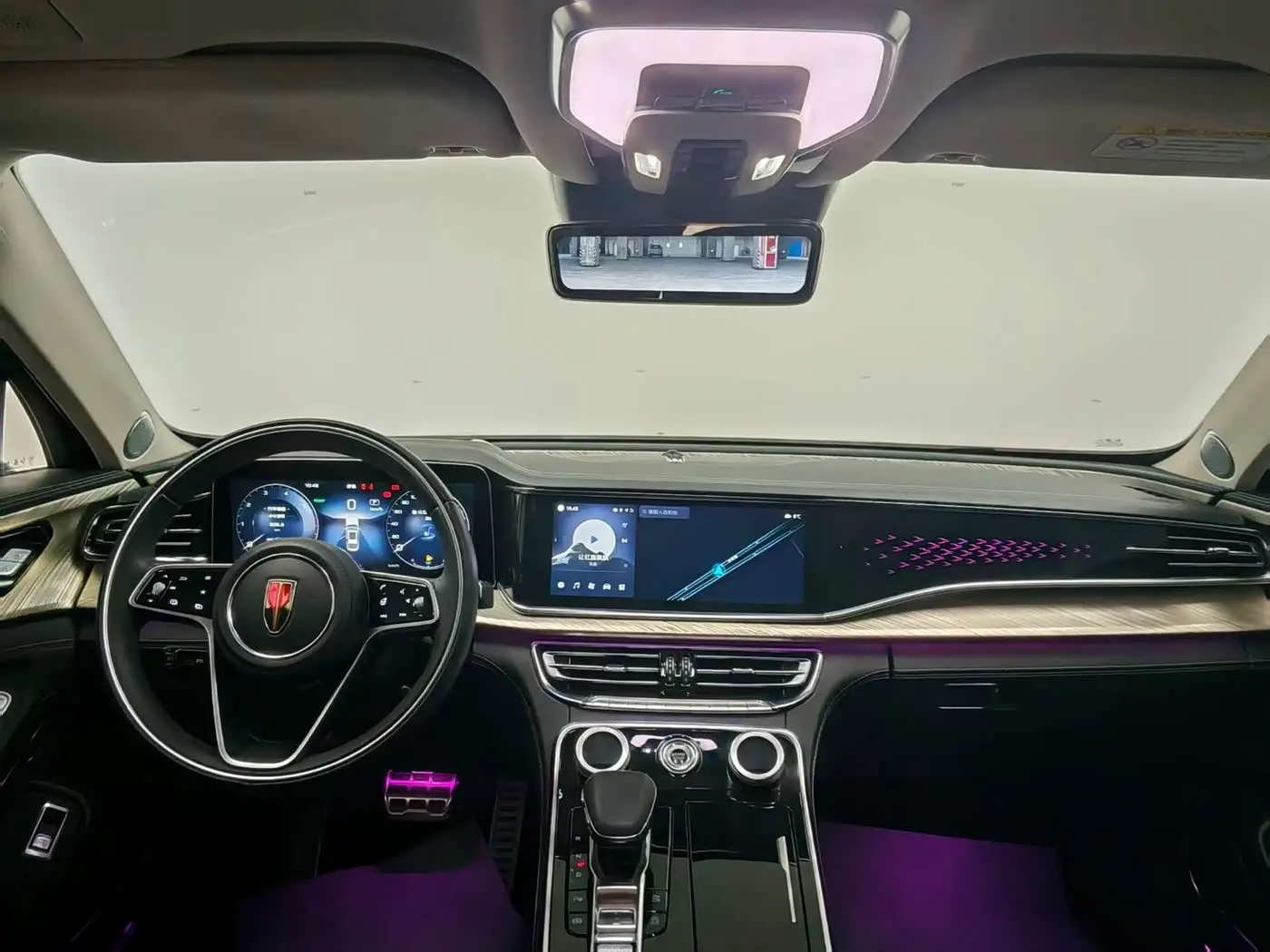 Hongqi H9 2023 — Şəkil 15/19