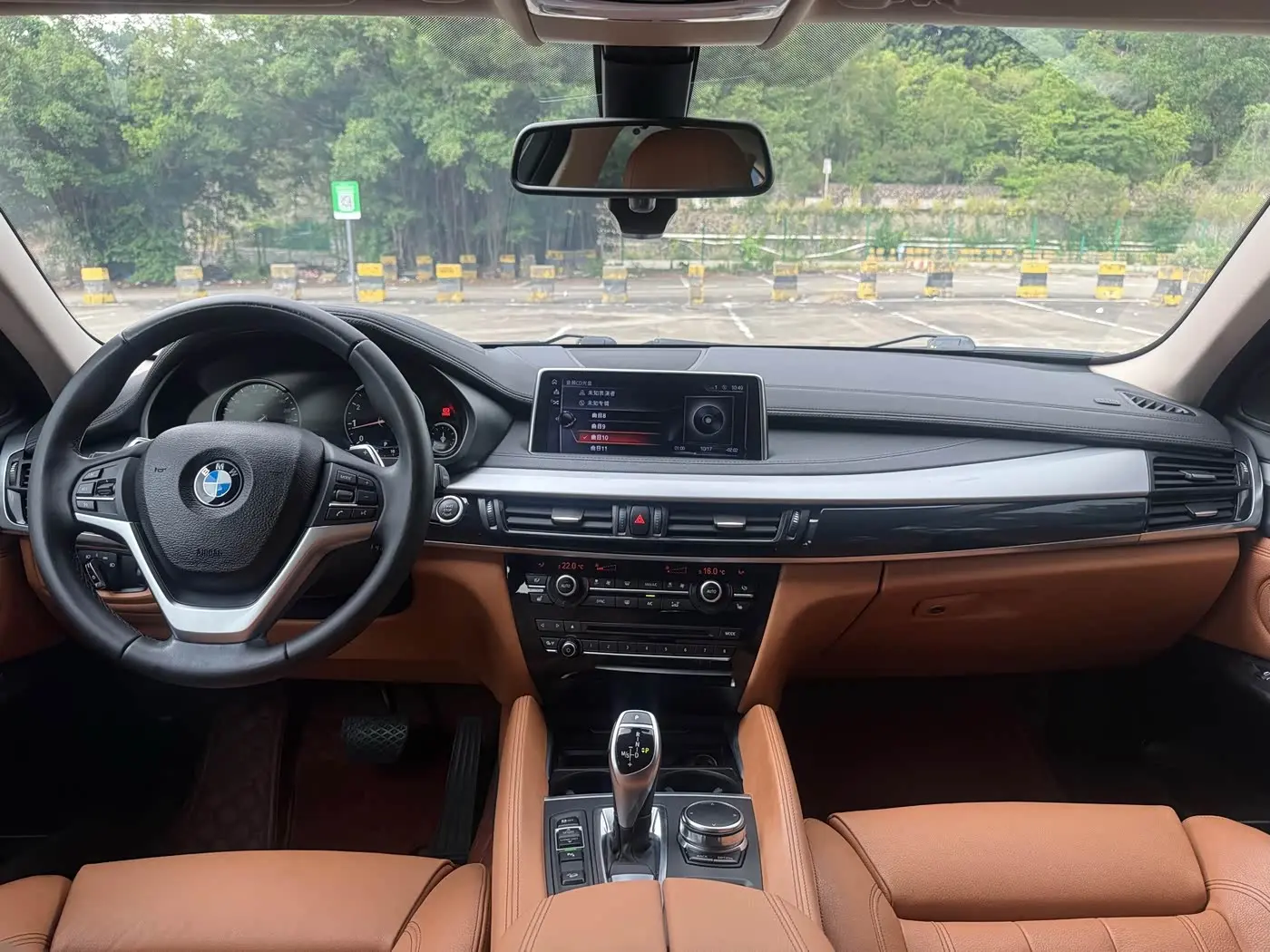 BMW X6 2019 — Photo 14/20