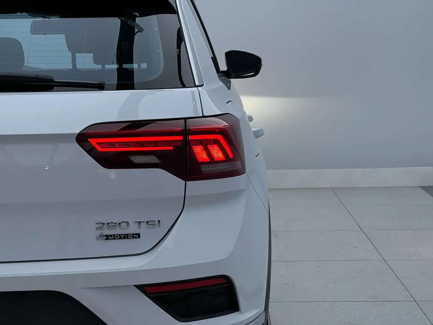 Volkswagen T-ROC 2021 — Photo 18/20