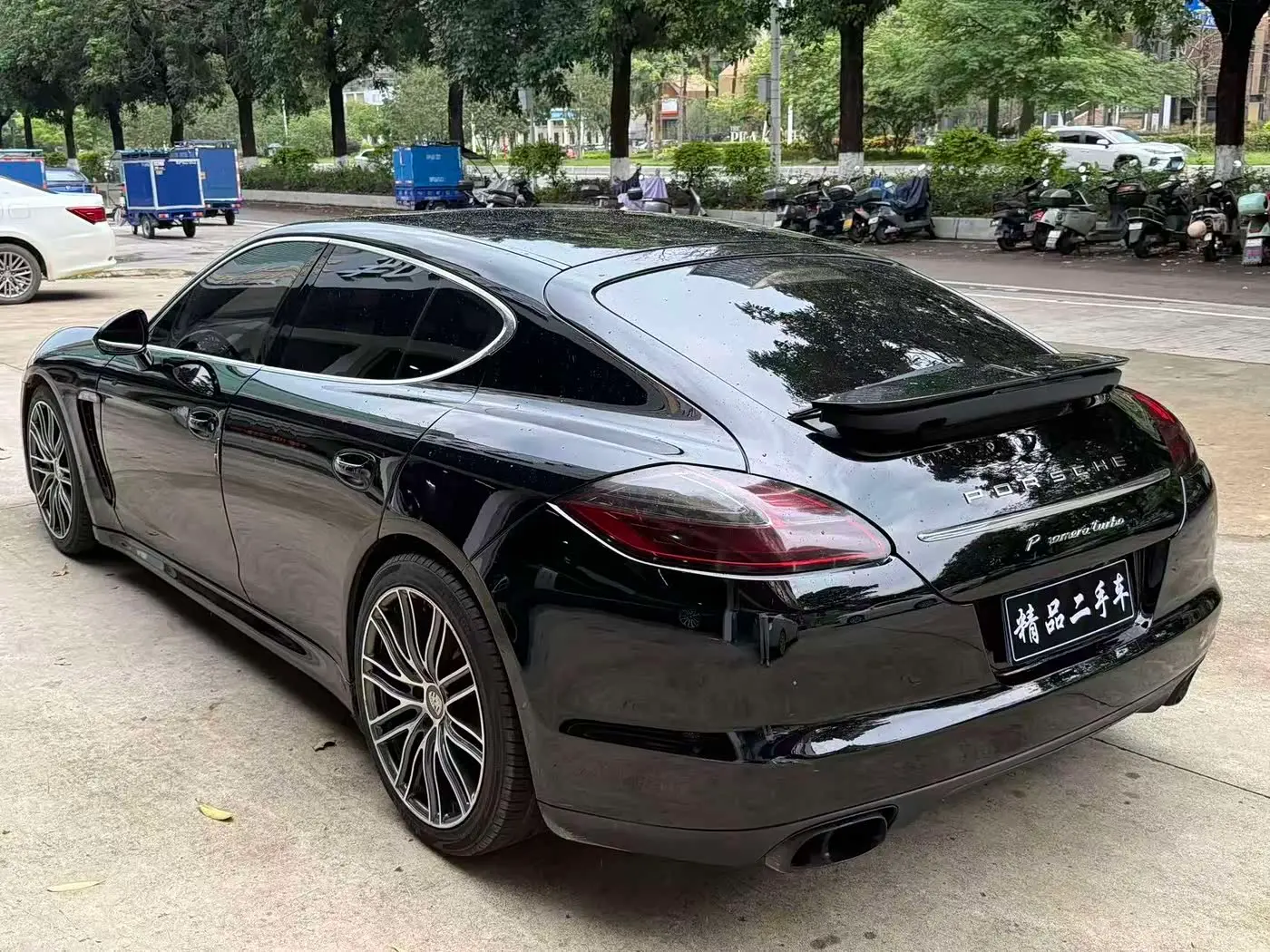 Porsche Panamera 2011 — Photo 9/9