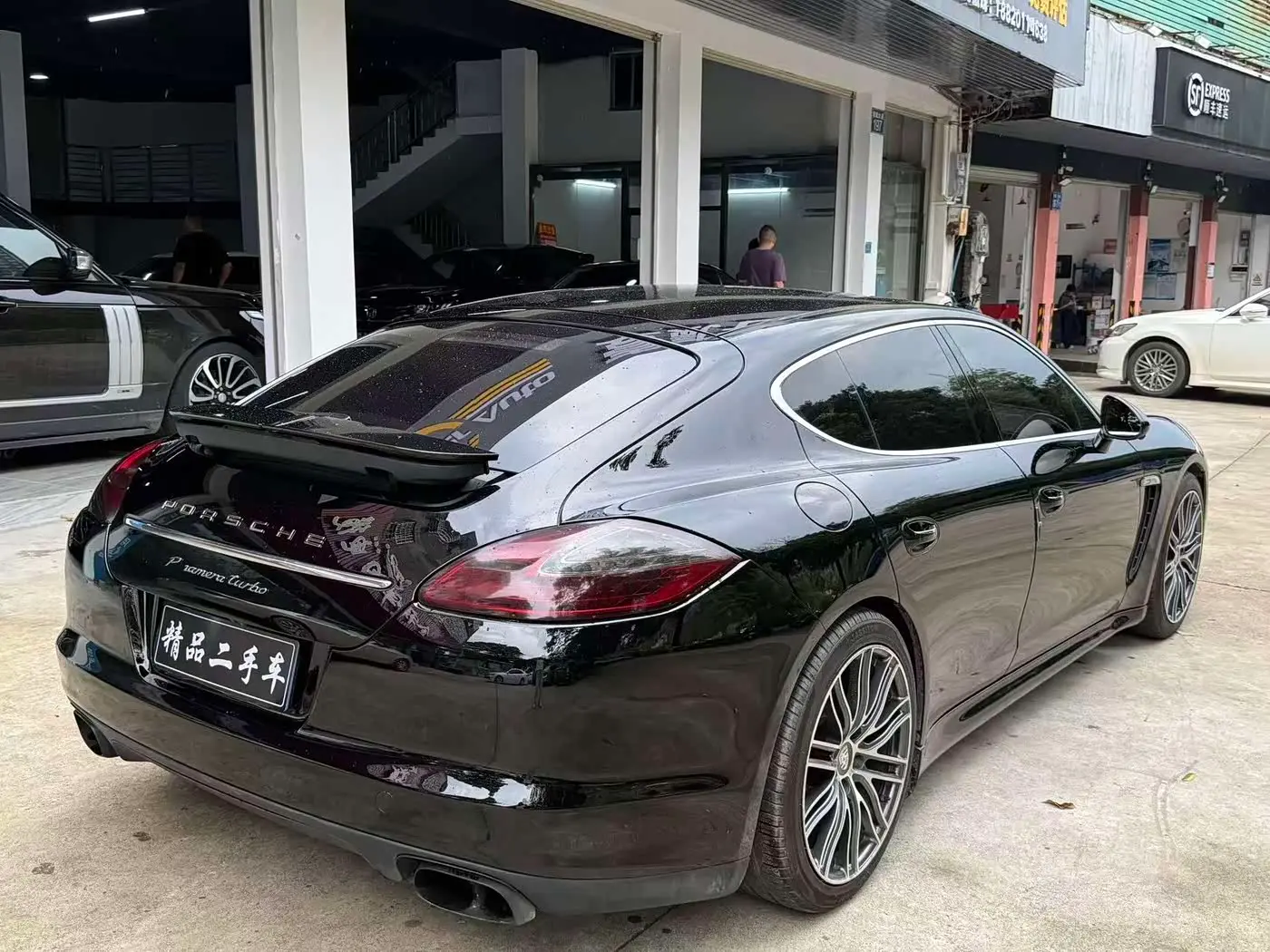 Porsche Panamera 2011 — Photo 7/9