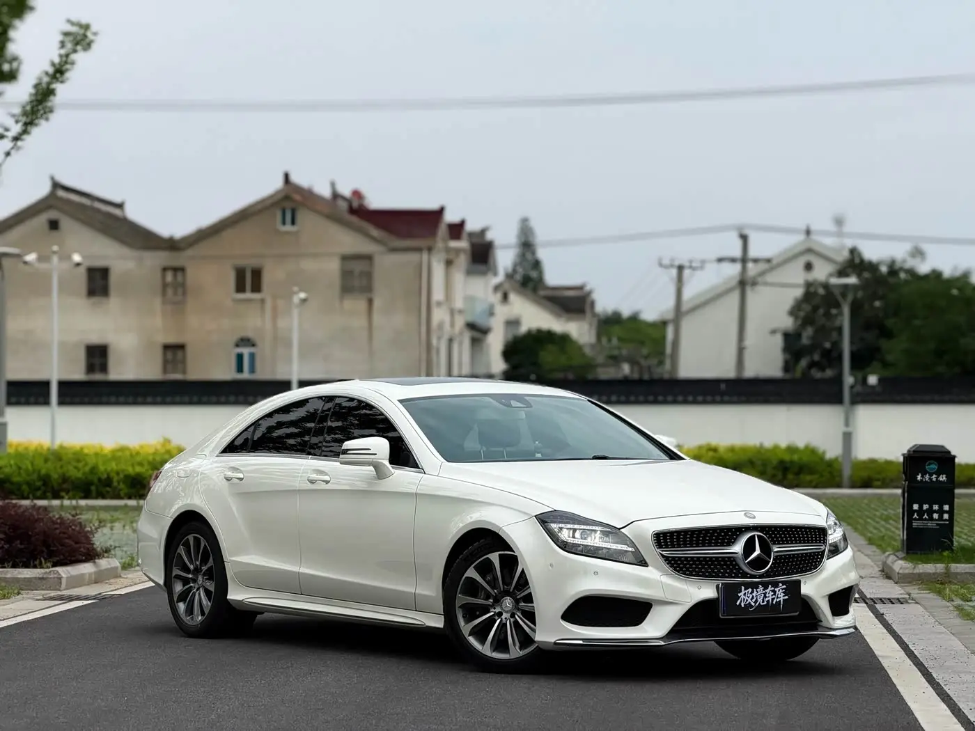 Mercedes-Benz CLS 2015 — Фото 3/20