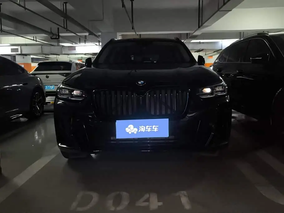 BMW X3 2023 — Photo 2/16