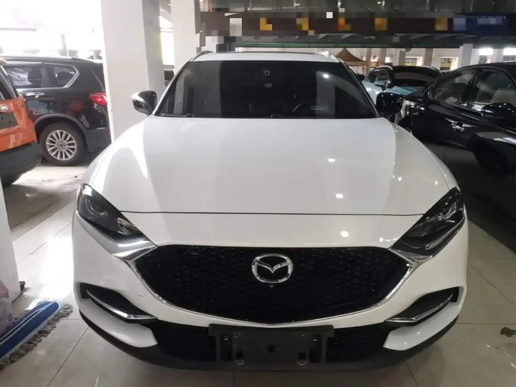 Mazda CX-4 2021 — Photo 3/20
