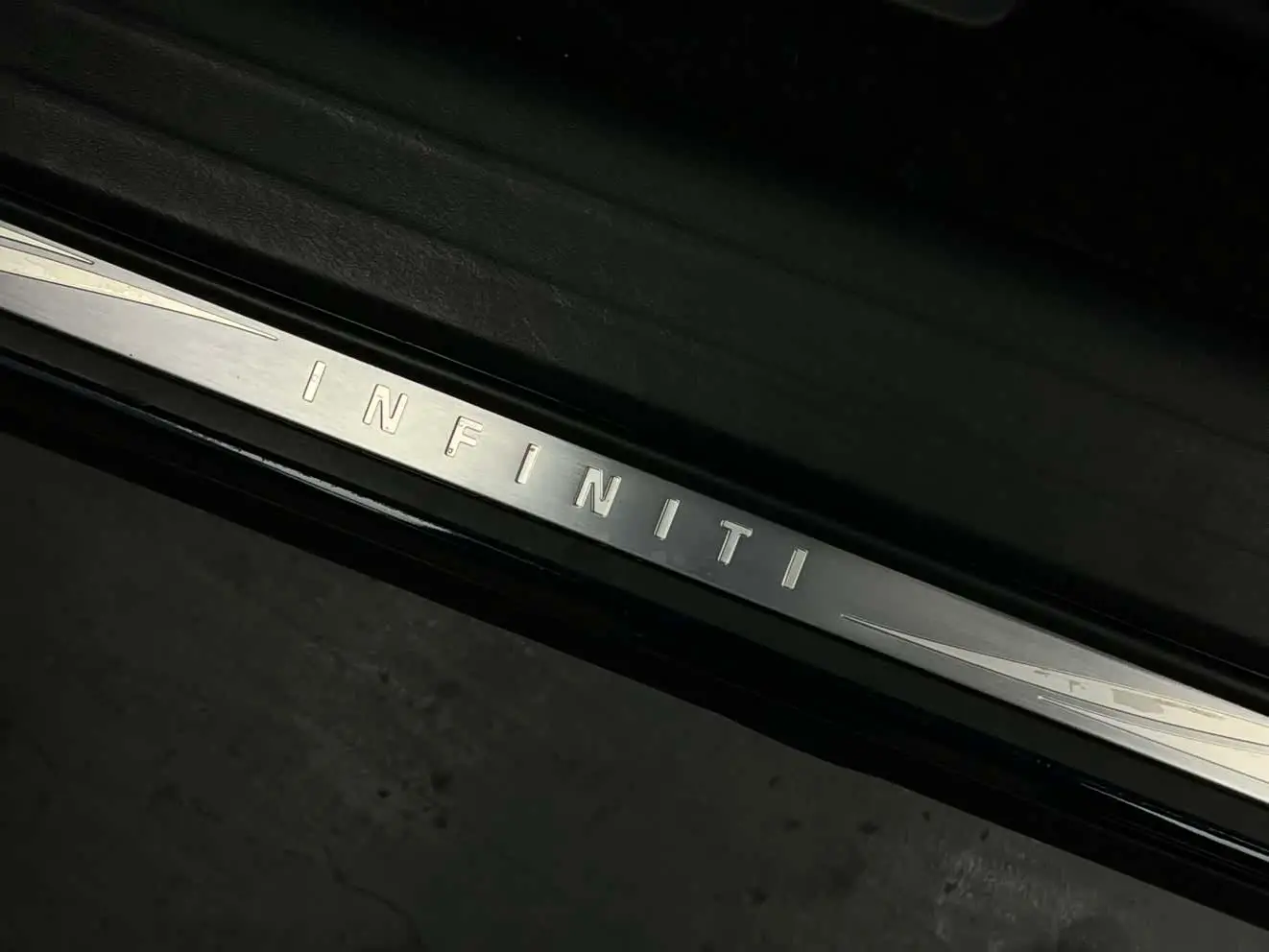 Infiniti QX60 2017 — Şəkil 13/20