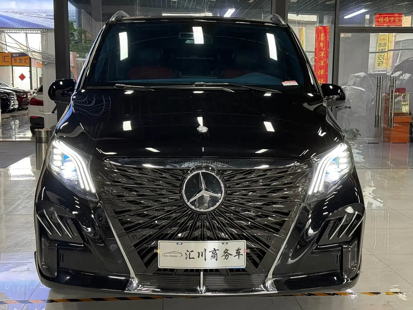Mercedes-Benz Vito 2023 — Photo 2/17