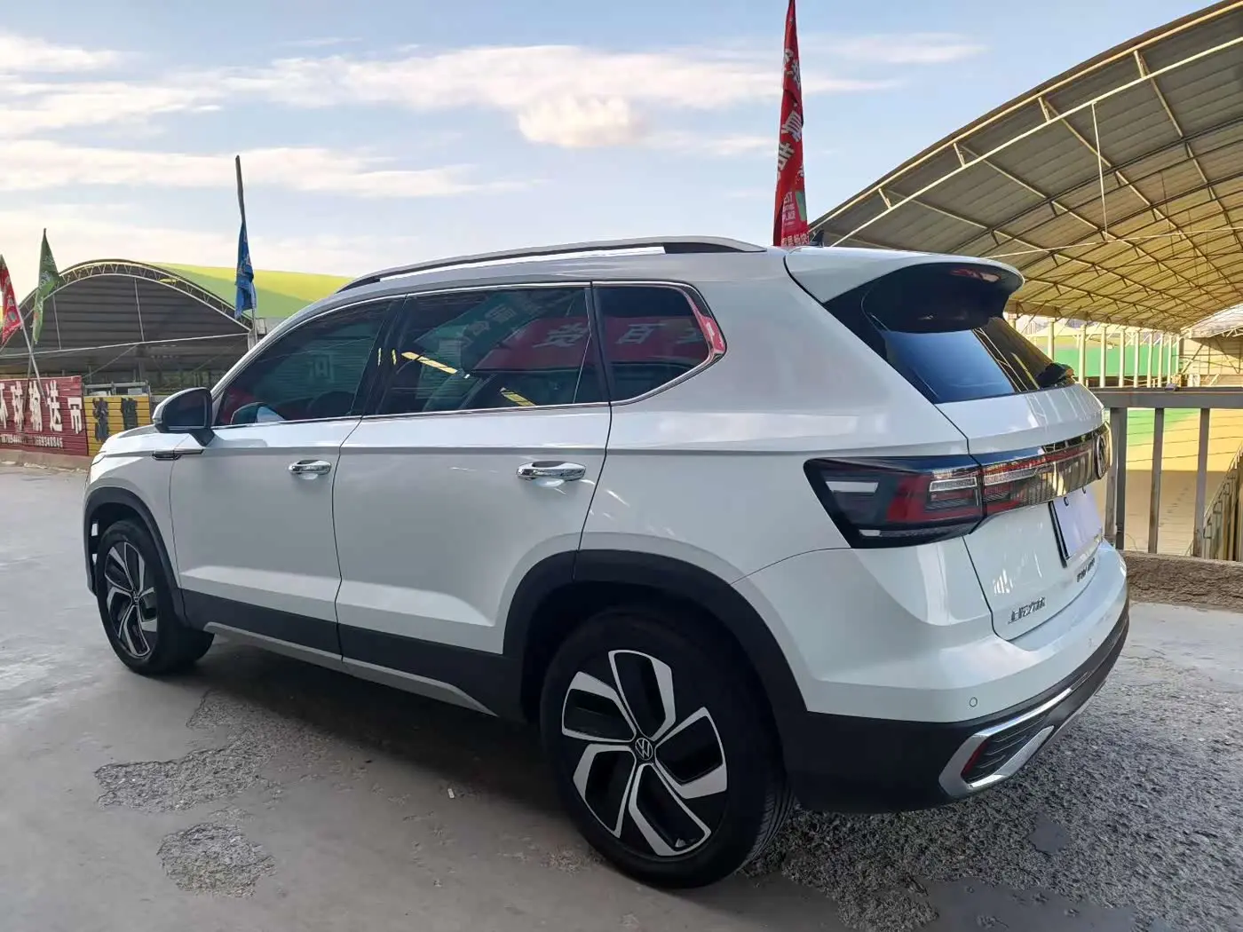 Volkswagen Tharu 2023 — Photo 4/9