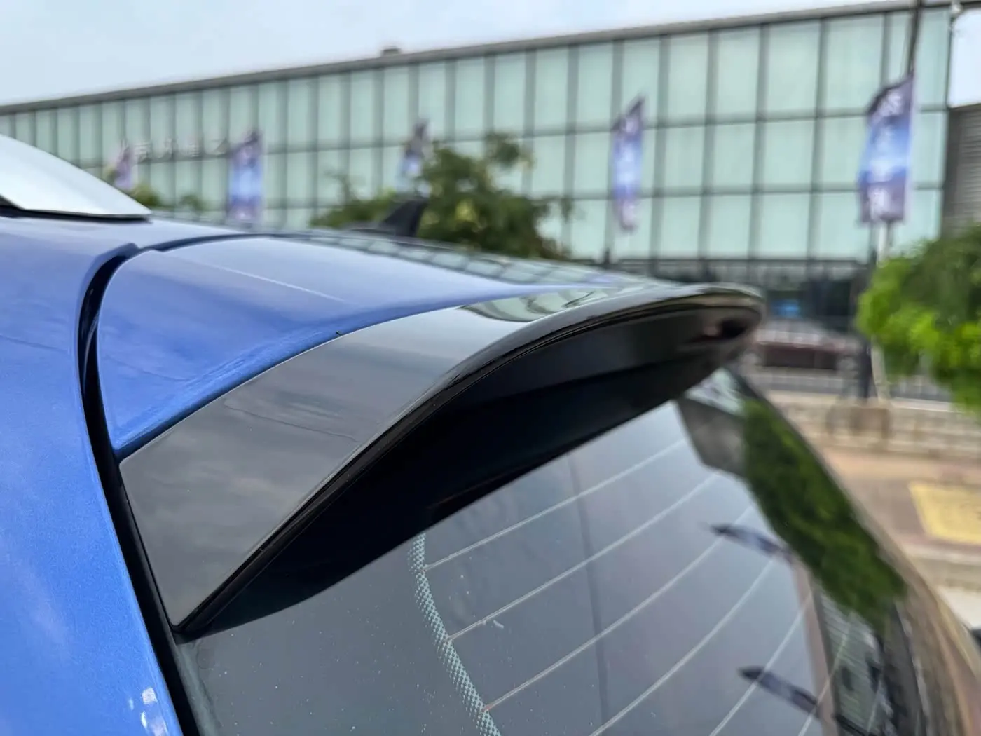 Volkswagen Touareg 2016 — Photo 12/20