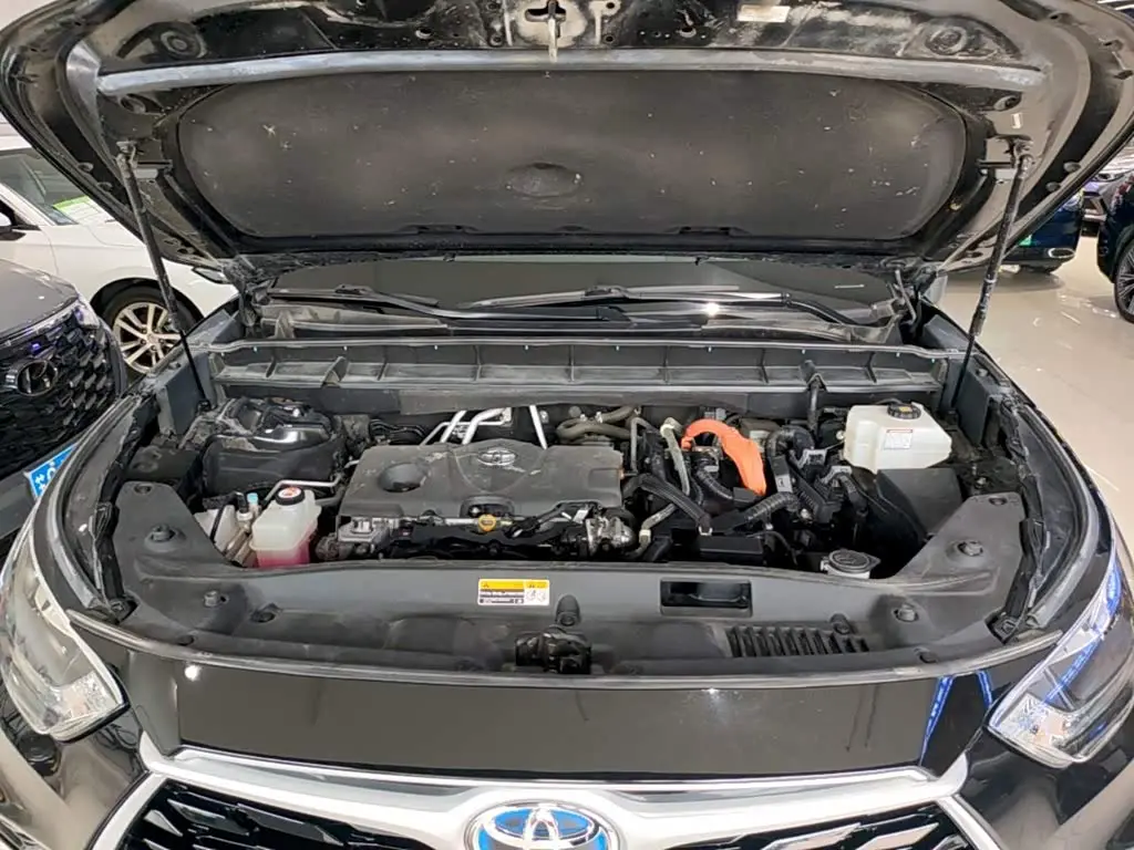 Toyota Highlander 2021 — Photo 20/20