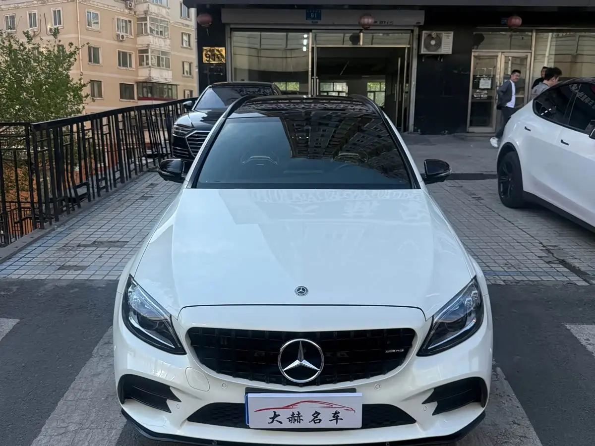 Mercedes-Benz C-Class AMG 2019 — Photo 2/12