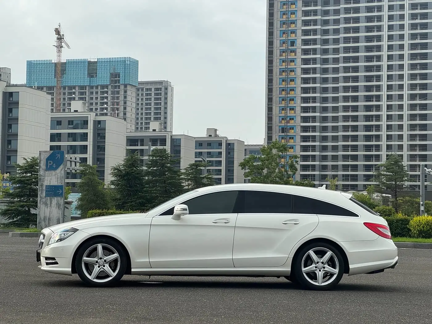 Mercedes-Benz CLS 2013 — Şəkil 2/9