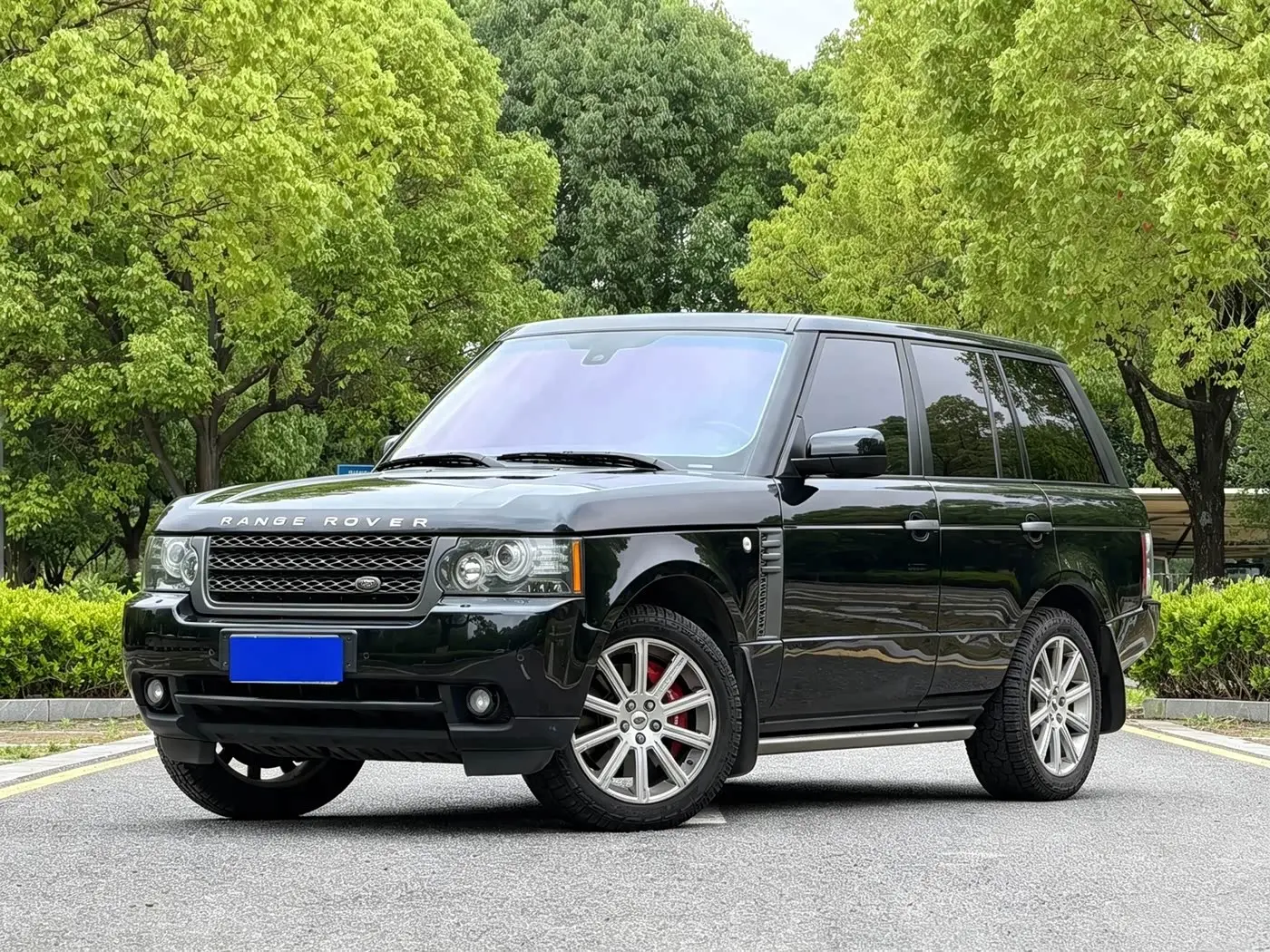 Land Rover Range Rover 2011 — Фото 1/15