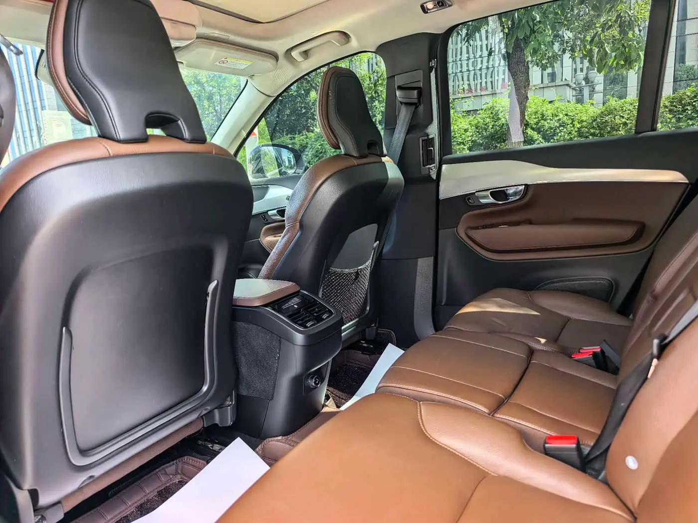 Volvo XC90 2019 — Photo 10/18
