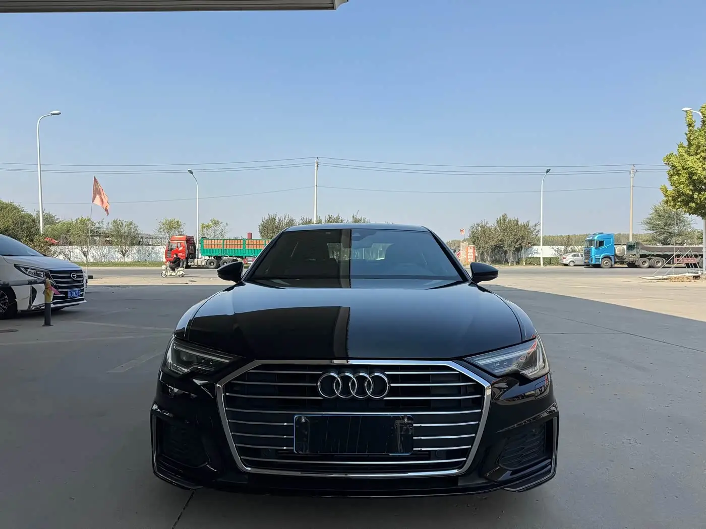 Audi A6L 2020 — Фото 2/15