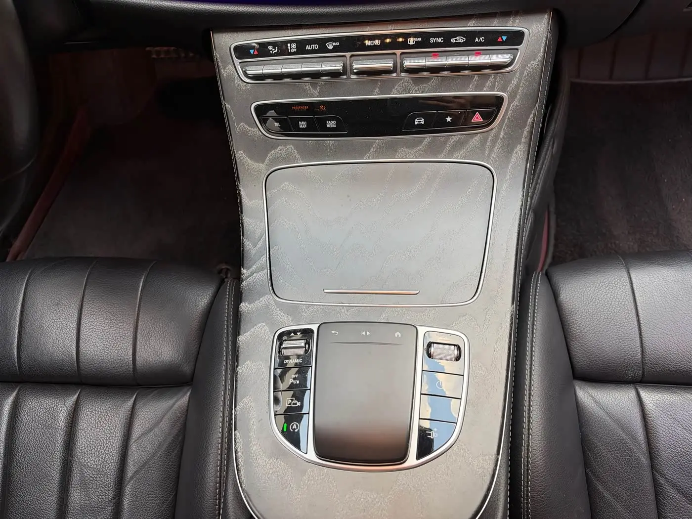 Mercedes-Benz E-Class 2021 — Фото 7/16