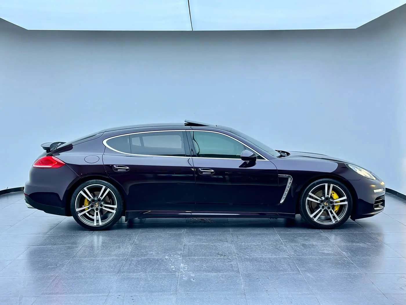 Porsche Panamera 2014 — Photo 15/18