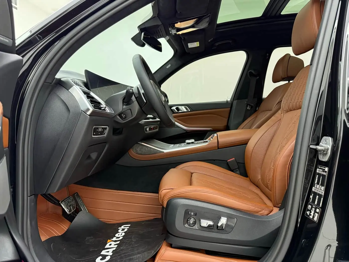 BMW X7 2023 — Photo 15/20