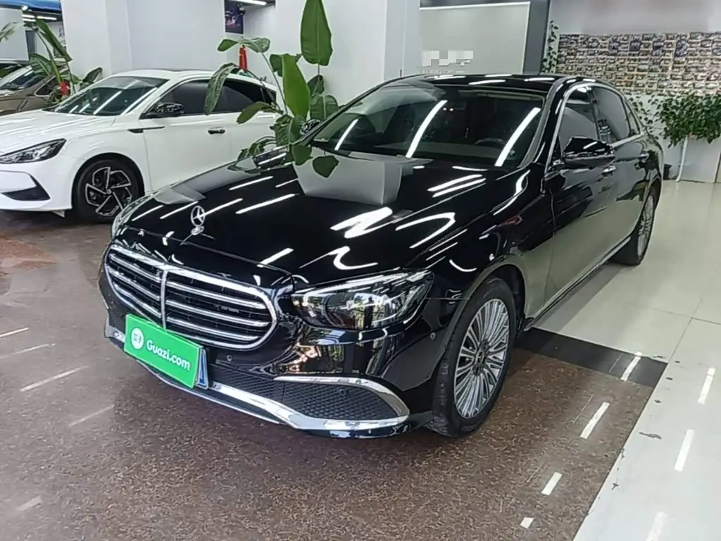 Mercedes-Benz E-Class, 2023