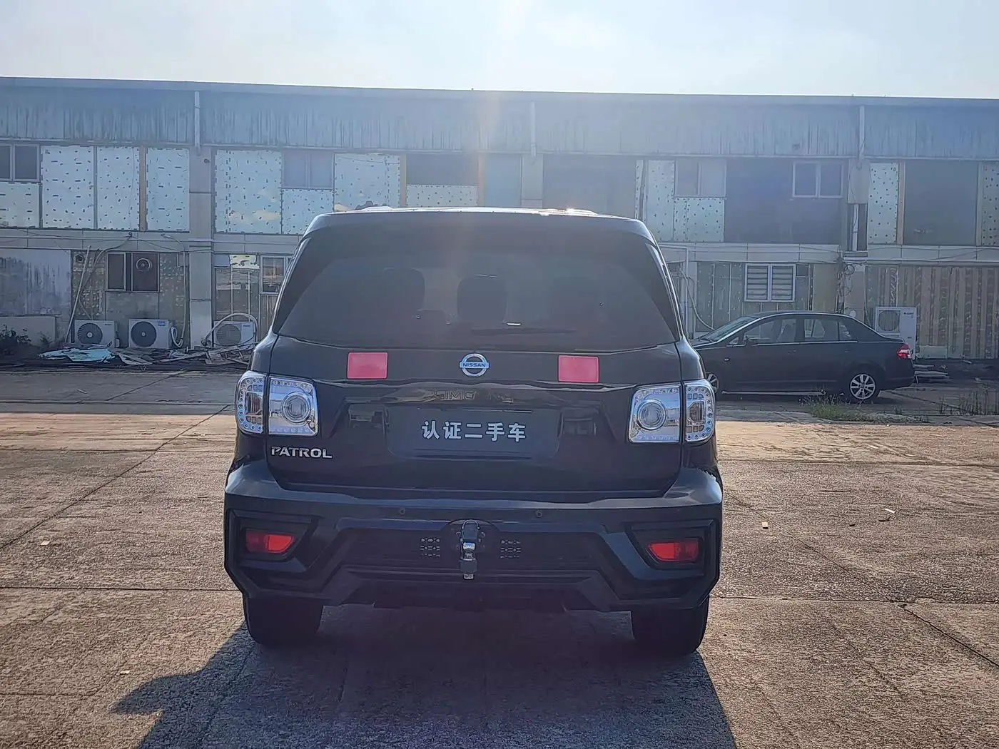 Nissan Patrol 2019 — Photo 10/11