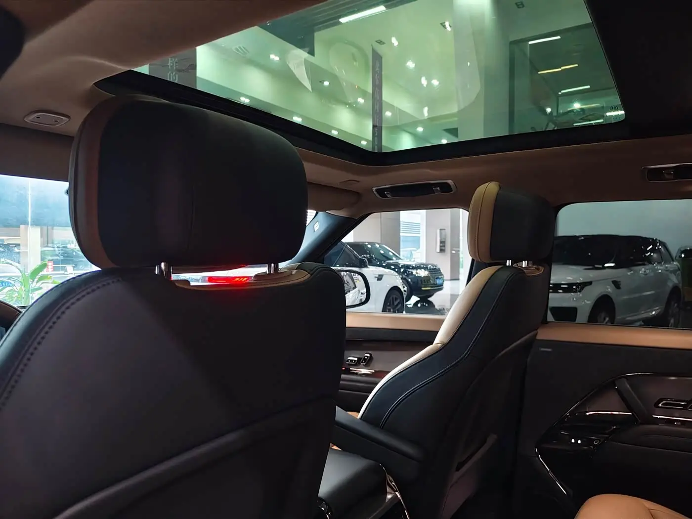 Land Rover Range Rover Sport 2024 — Şəkil 11/20