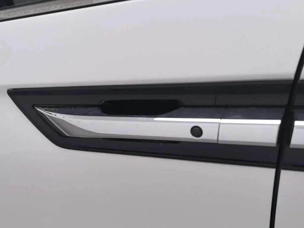 Honda Elysion 2017 — Photo 18/20