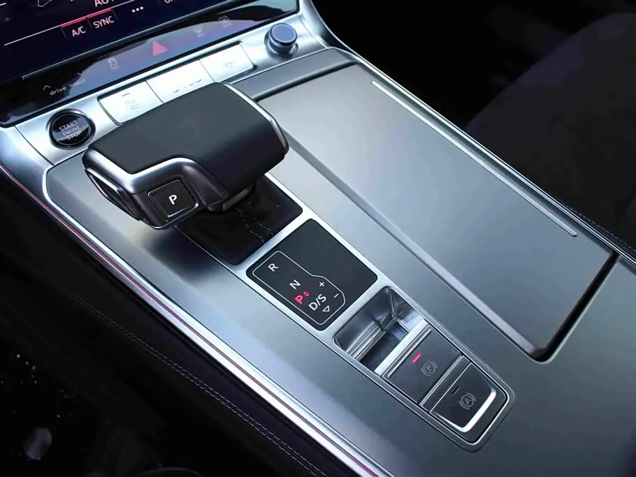 Audi A7L 2024 — Şəkil 8/18