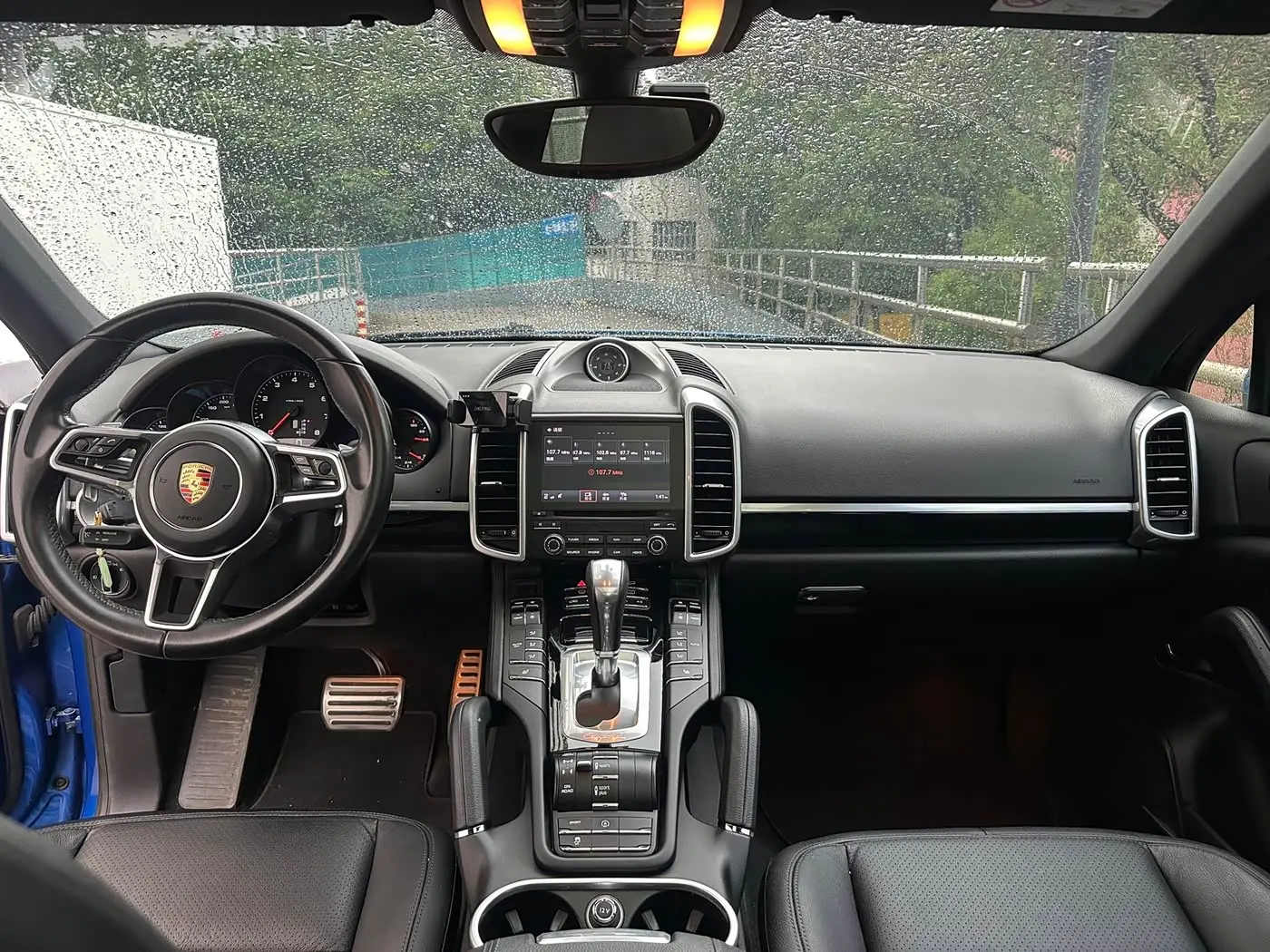 Porsche Cayenne 2017 — Photo 7/14