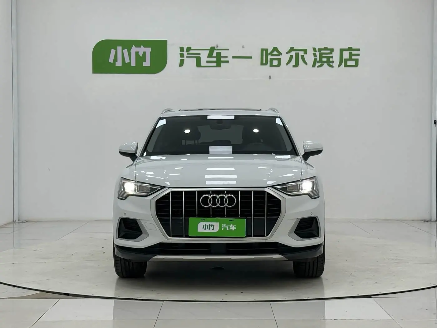 Audi Q3 2022 — Photo 2/18