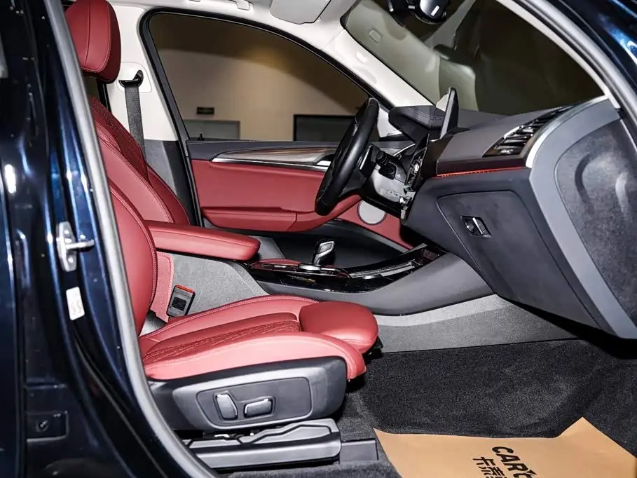 BMW X3 2023 — Photo 19/20