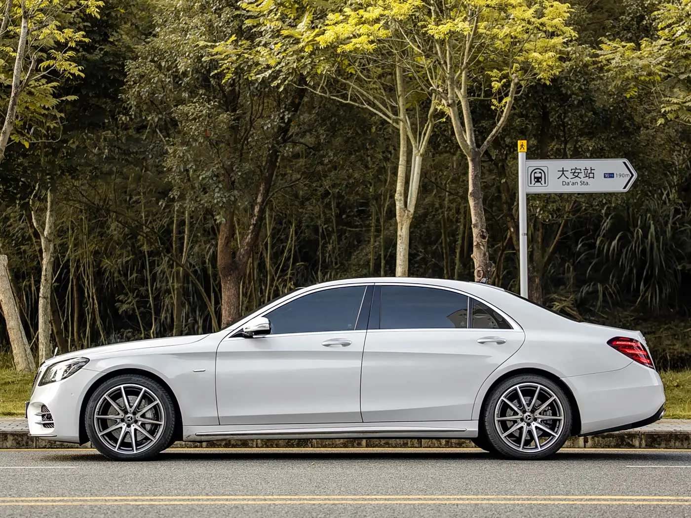 Mercedes-Benz S-Class 2020 — Фото 6/20