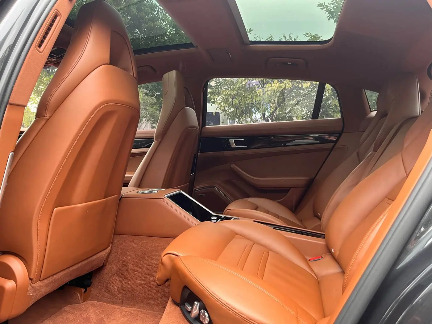 Porsche Panamera New Energy 2019 — Photo 7/10