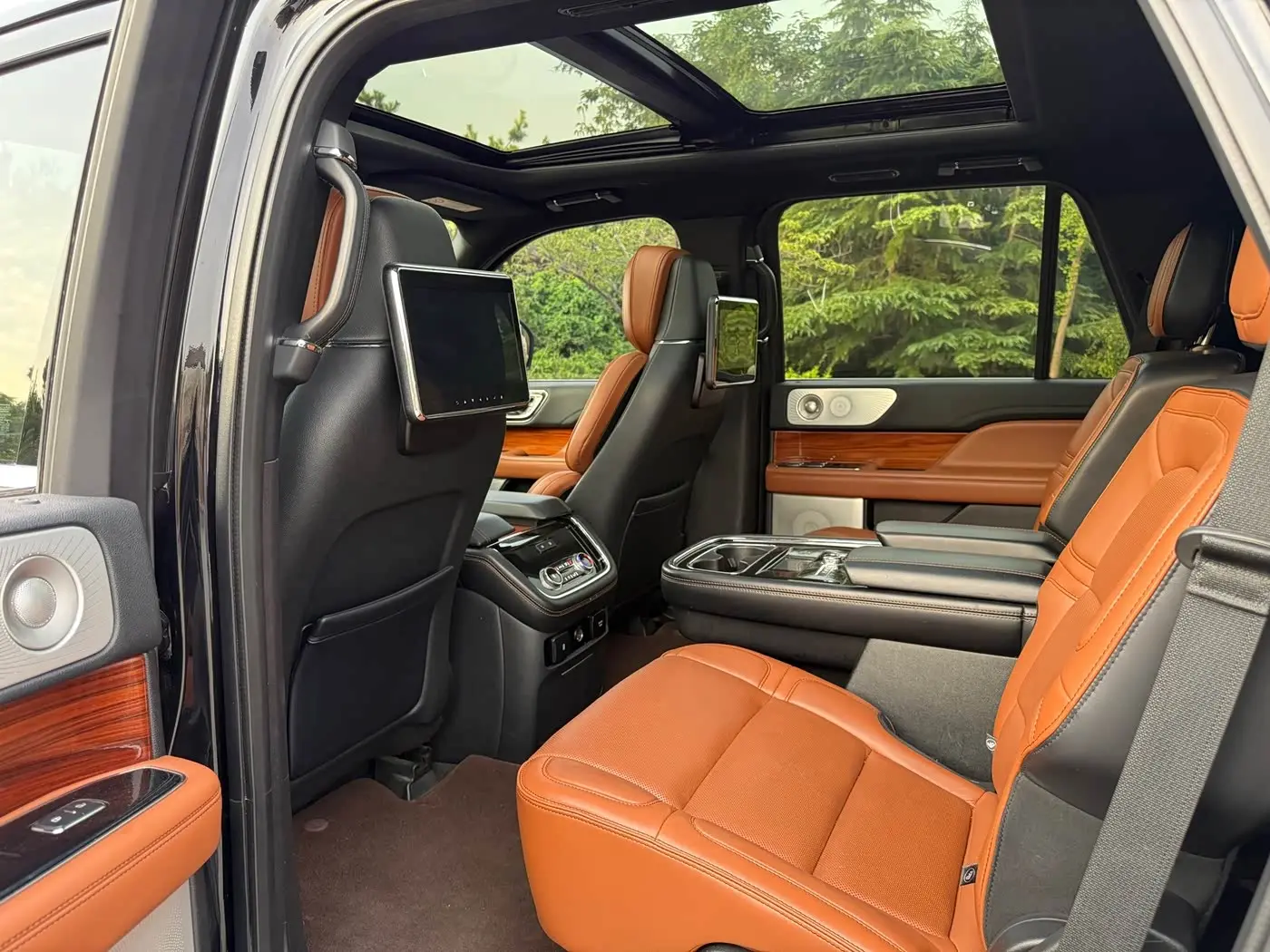Lincoln Navigator 2019 — Фото 17/20