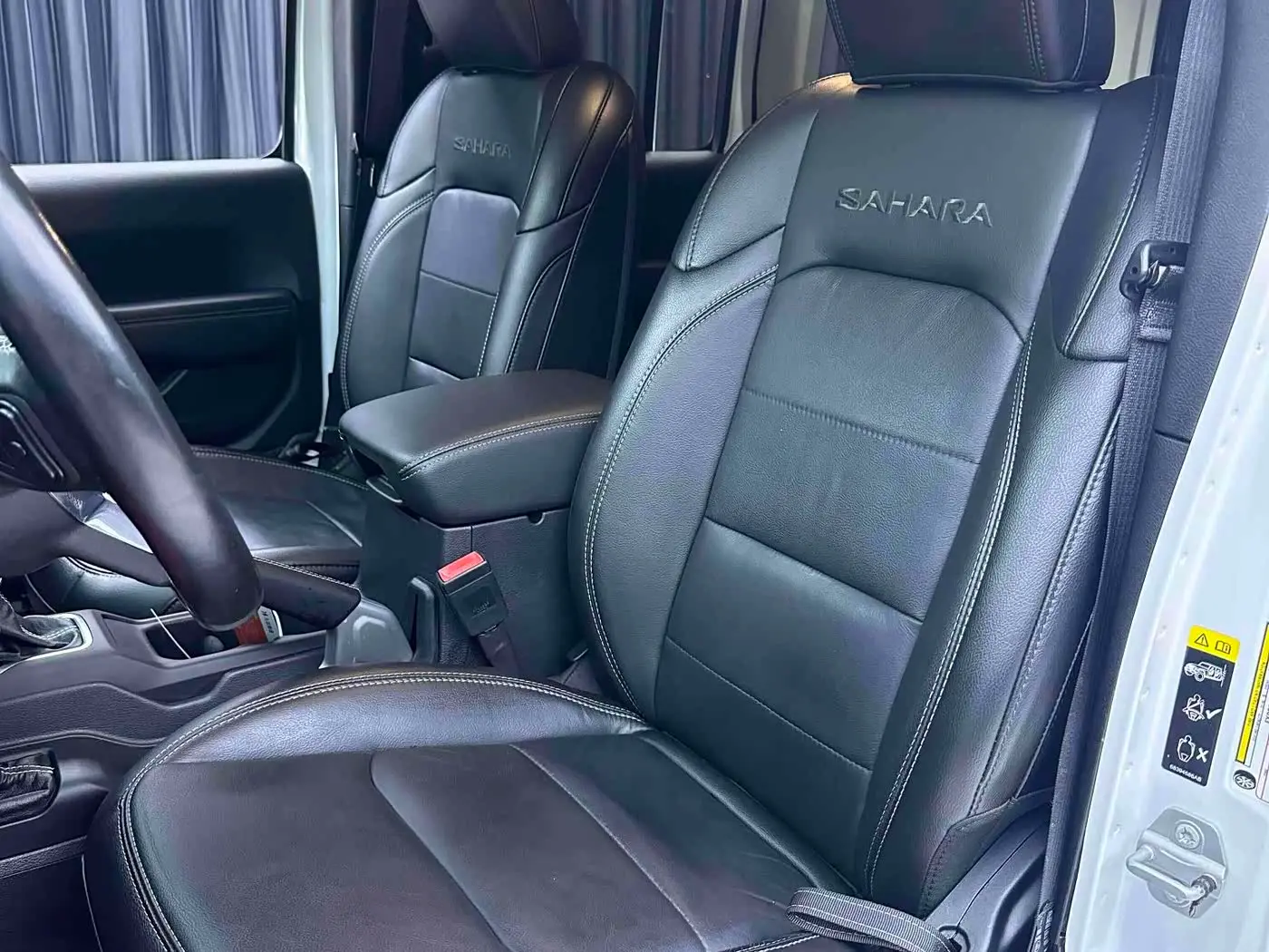 Jeep Wrangler 2020 — Photo 2/9