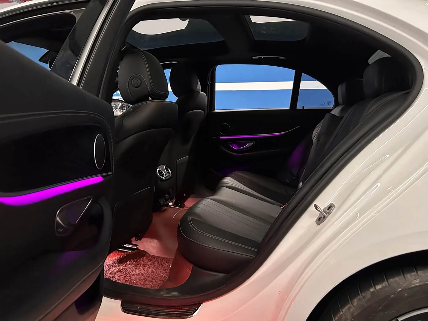 Mercedes-Benz E-Class 2022 — Şəkil 8/19
