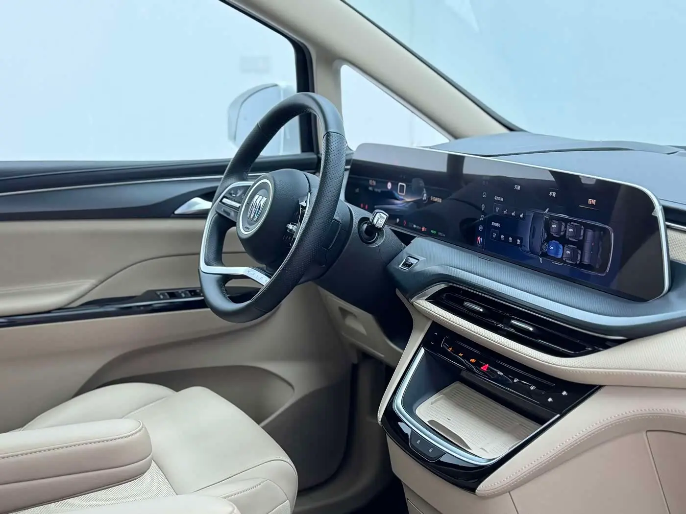 Buick GL8 New Energy 2025 — ფოტო 15/20