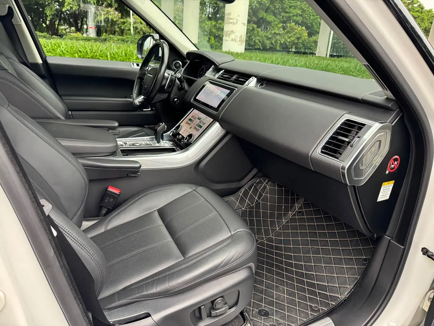 Land Rover Range Rover Sport 2018 — Фото 10/12