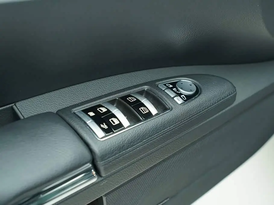 Mercedes-Benz S-Class 2011 — Şəkil 14/20