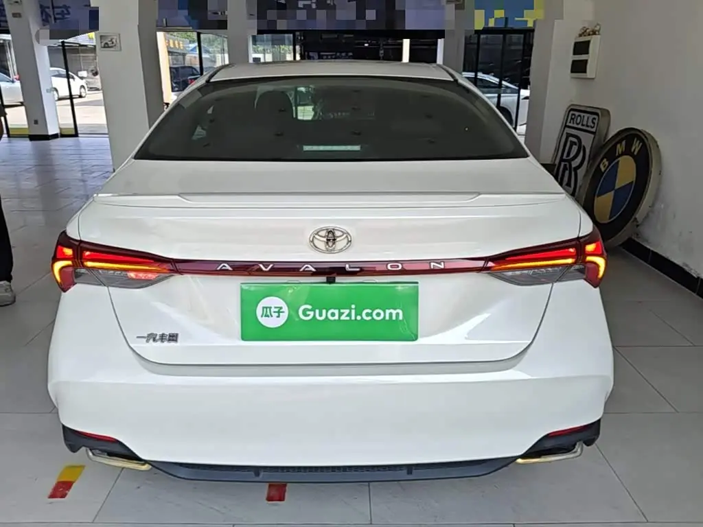 Toyota Avalon 2021 — Şəkil 6/20