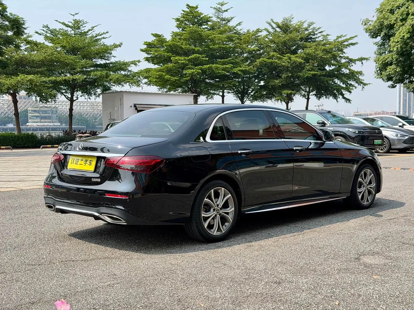 Mercedes-Benz E-Class 2021 — Photo 5/18