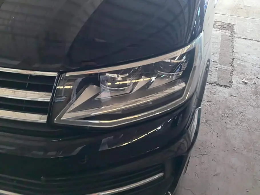 Volkswagen Multivan 2017 — Фото 5/16