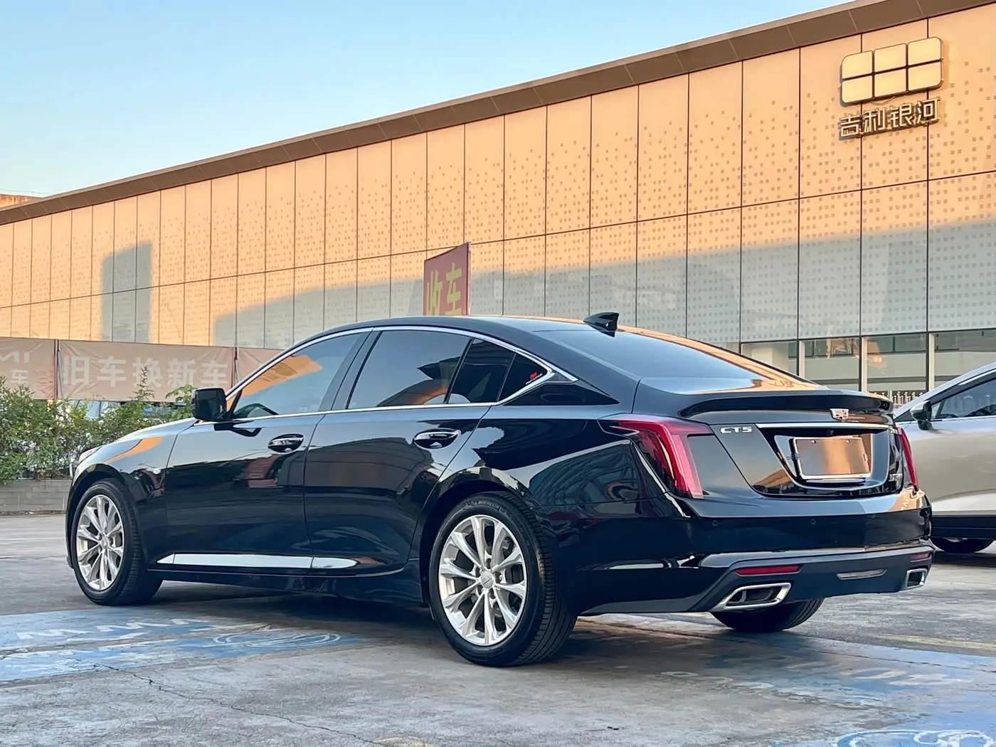 Cadillac CT5 2023 — Фото 5/20