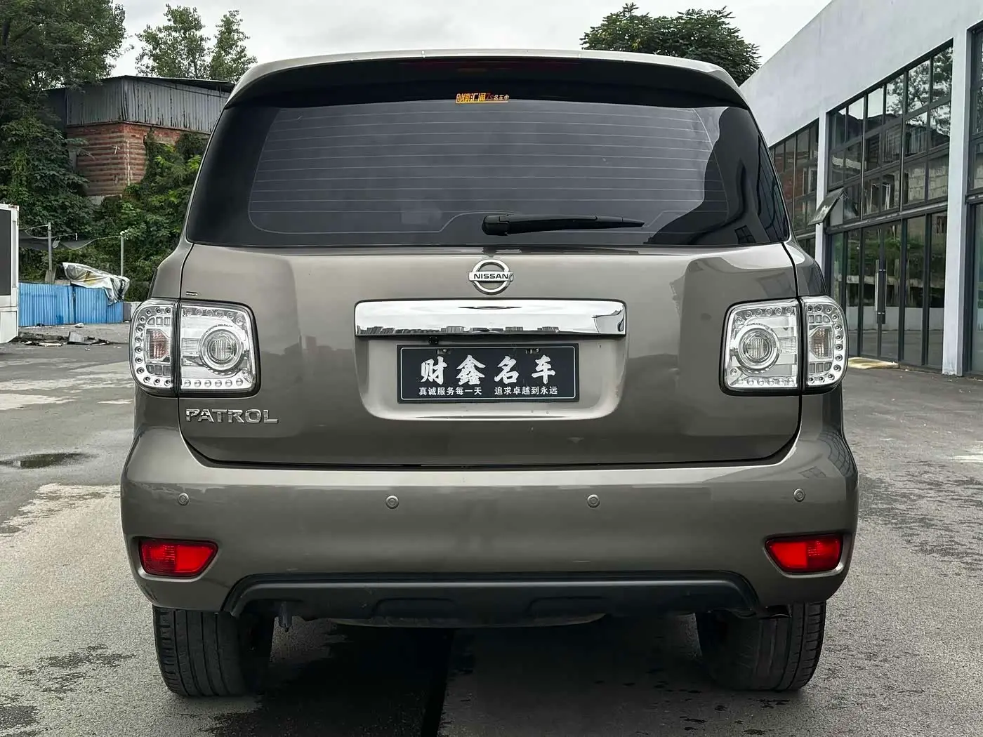 Nissan Patrol 2019 — Photo 11/19
