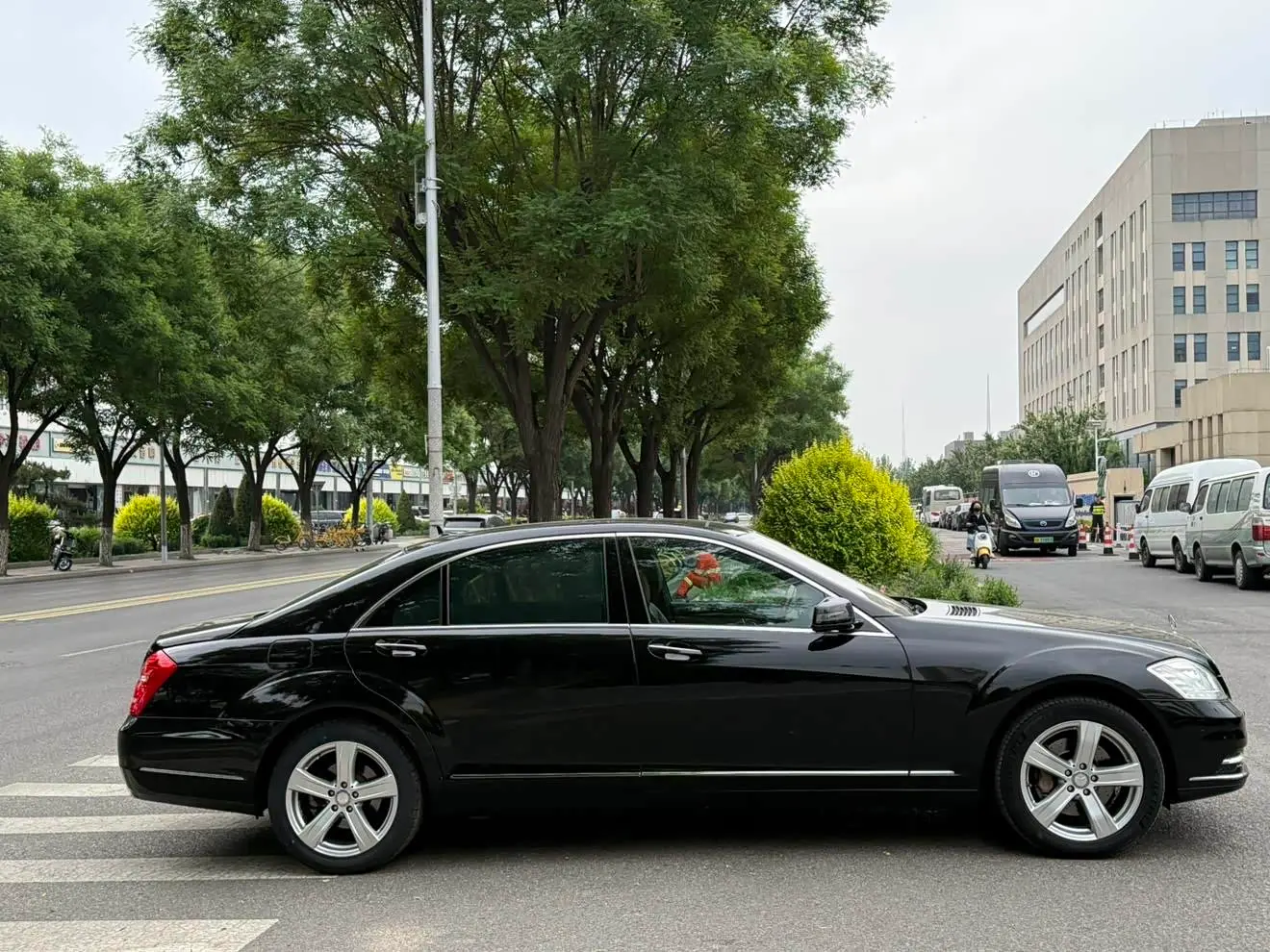 Mercedes-Benz S-Class 2010 — Фото 2/14