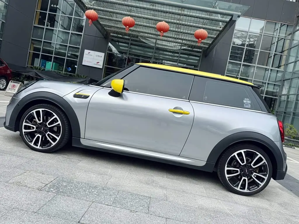 MINI MINI 2021 — Photo 7/17