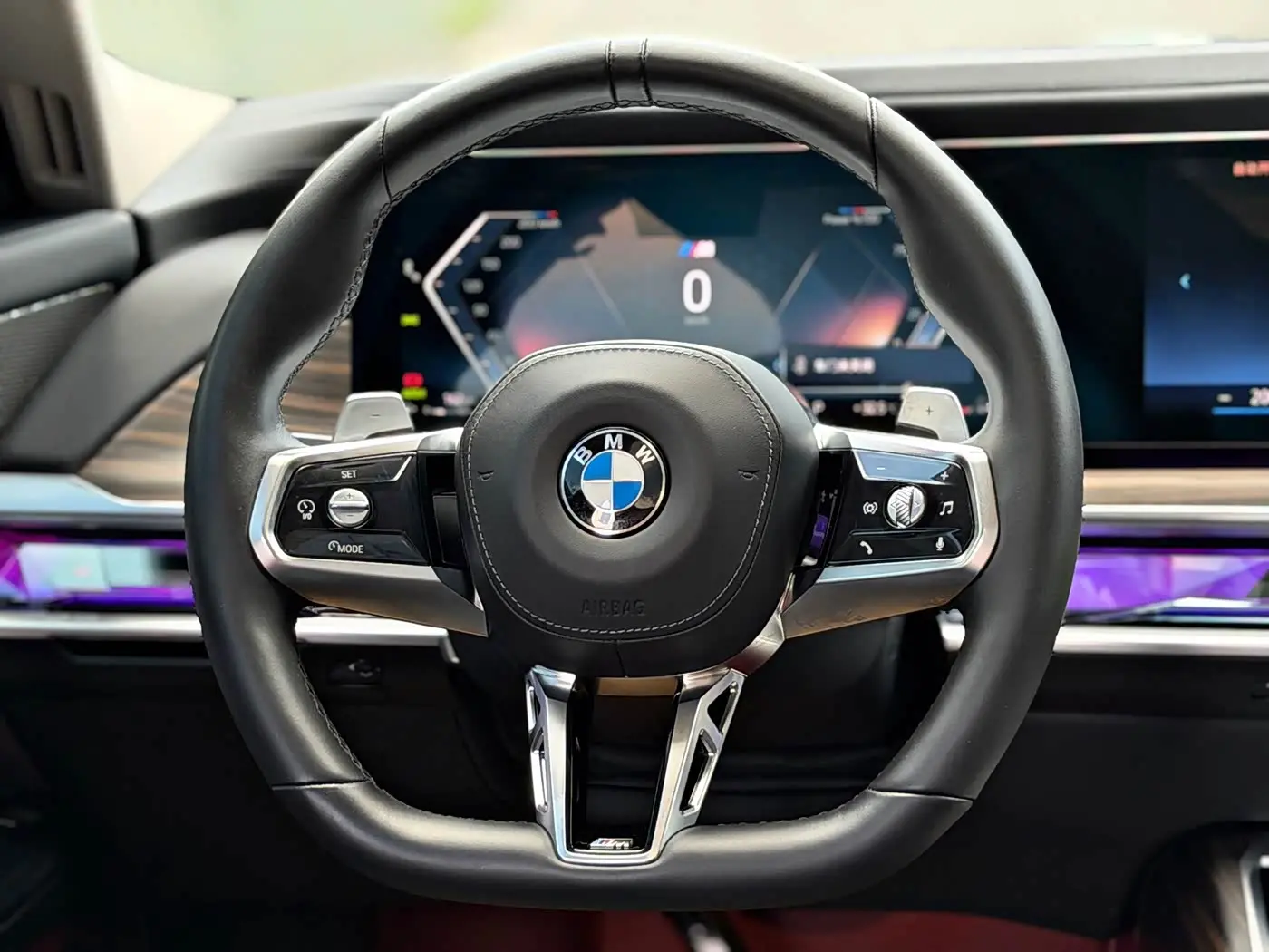 BMW 7 Series 2025 — Photo 9/20