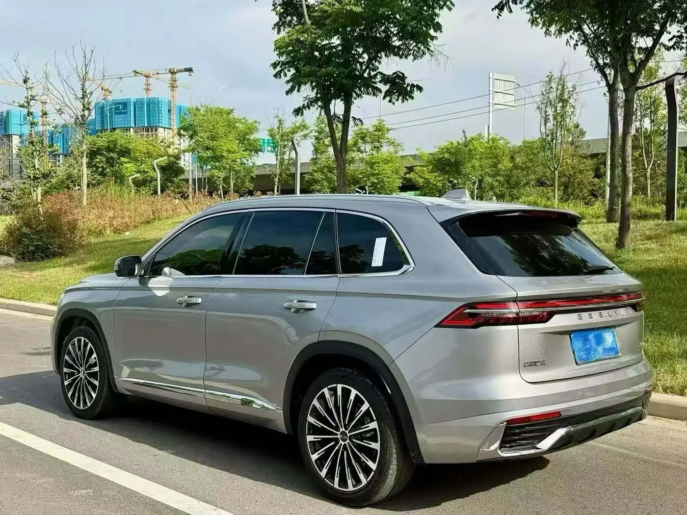Geely Xingyue L 2025 — Фото 9/9
