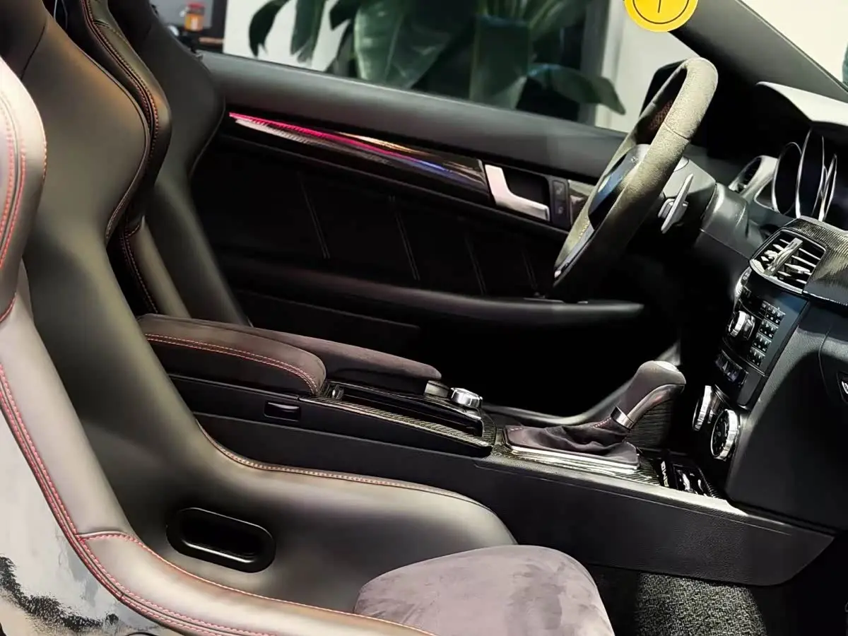 Mercedes-Benz C-Class AMG 2014 — Photo 18/19