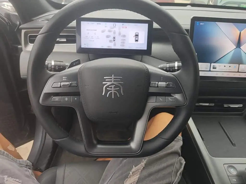 BYD Qin L 2025 — Фото 11/20